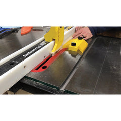 Universal Magnetic Featherboard Pro